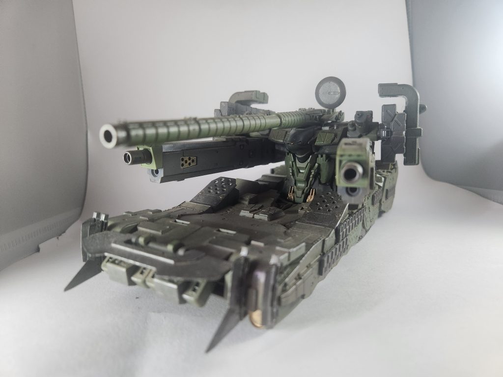 YMT-05EX ヒルドルブ・ジャガーノート–2枚目/制作者:甲殻重工