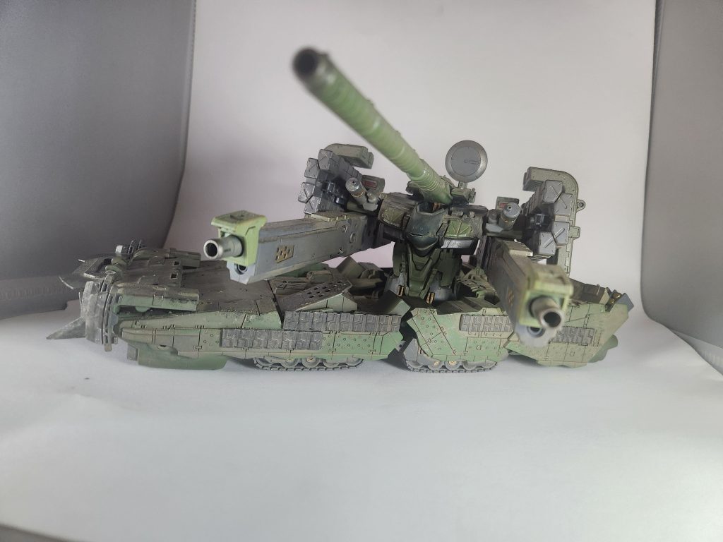 YMT-05EX ヒルドルブ・ジャガーノート–4枚目/制作者:甲殻重工