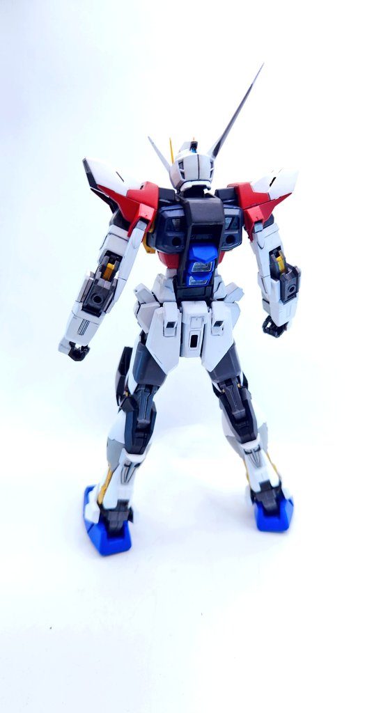 ガンダム雅–4枚目/制作者：三藤 麗