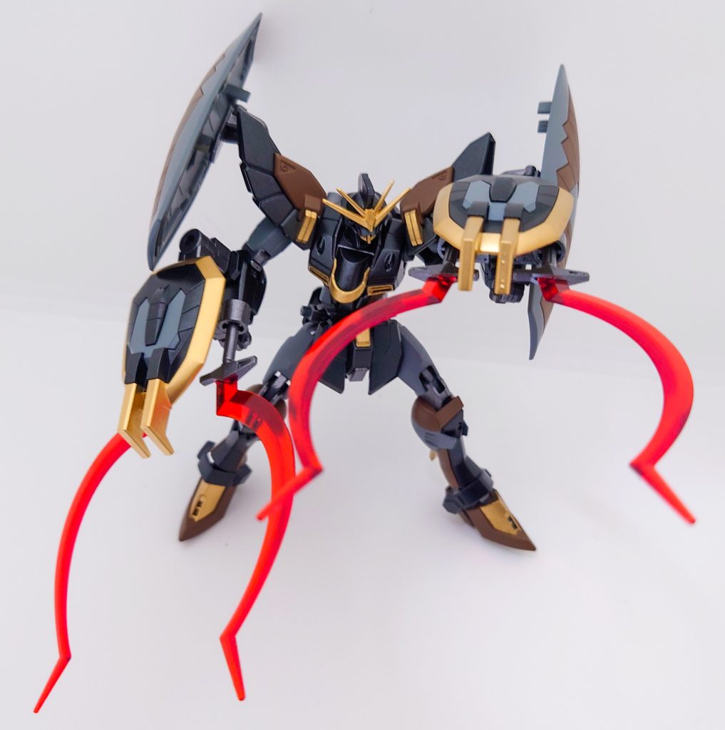 ヒートショーテルを装着した超攻撃的な形態。