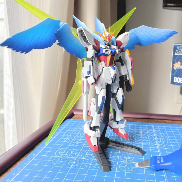 ＨＧ 1/144 スタービルドストライクガンダム プラフスキーウイング　全塗装