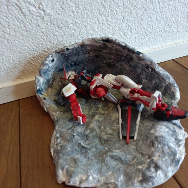 自信作!洞窟ジオラマ作り！アストレイレッドフレーム編