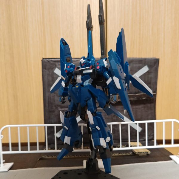 リゼルの素組み完了！実は…ライトニングΖガンダムも作ってました！（1枚目）