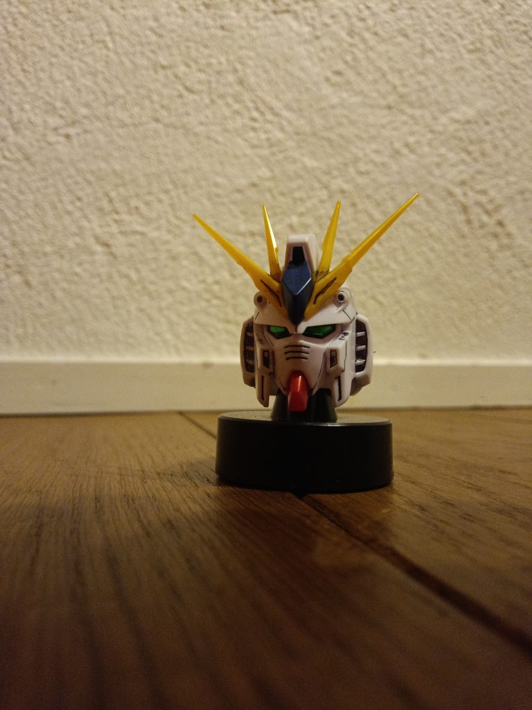 νガンダムヘッドはBOOK OFFで購入してだいぶ前に墨入れしました。