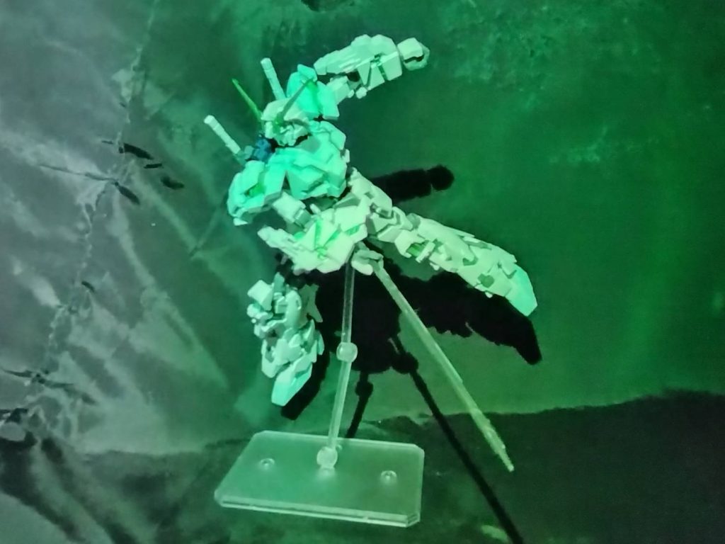 見にくくてすいません!一様共振しているシーンです!