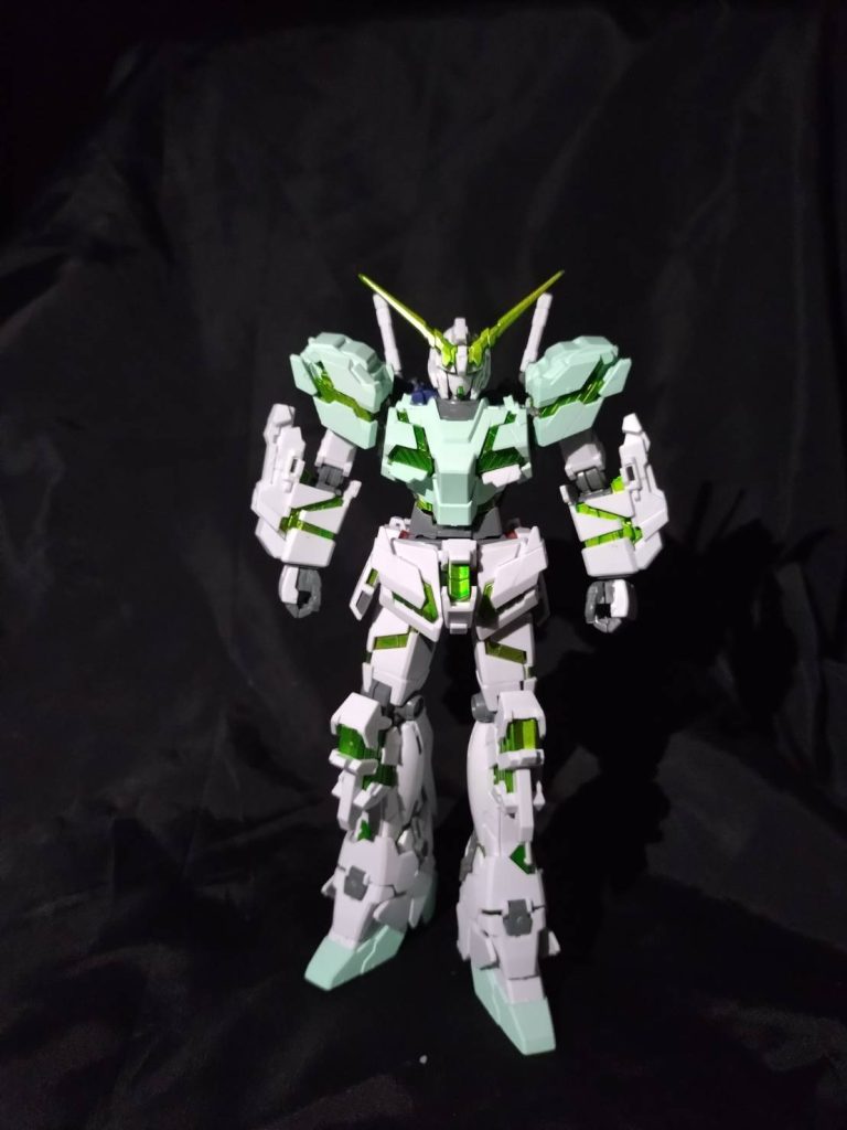 スプリガンって宝玉の守護精霊らしいので、妖精をイメージしたカラーリングで、すいません!羽のビームエフェクトを作っていたのですが塗装ブースにおいてきてしまいました...。