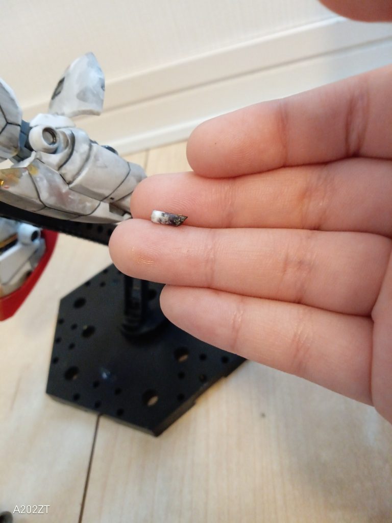 プラ版で作った腕の切端