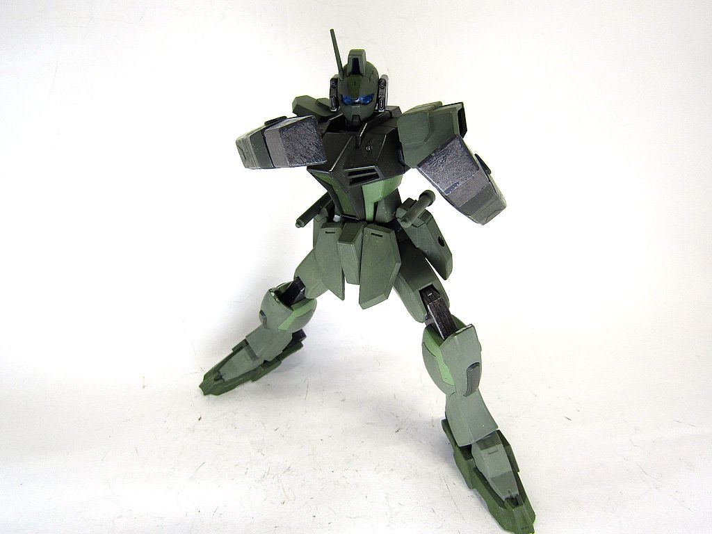 マックスター又は百練を参考にしたナックルガード。