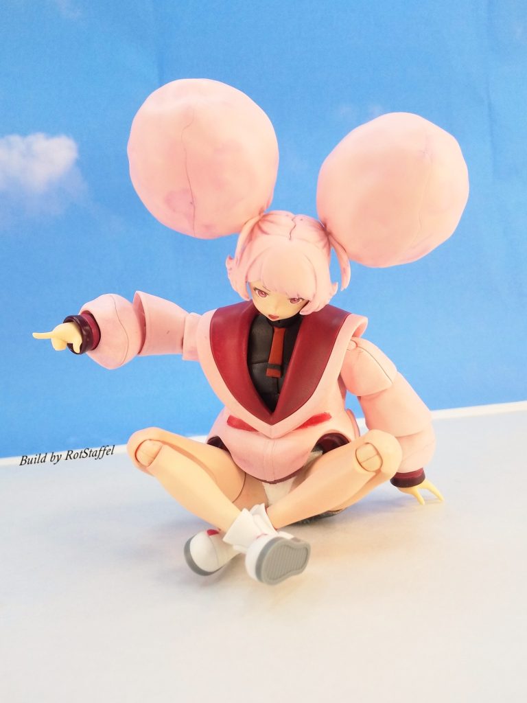 「え？ 見えてる…？ 何が…」