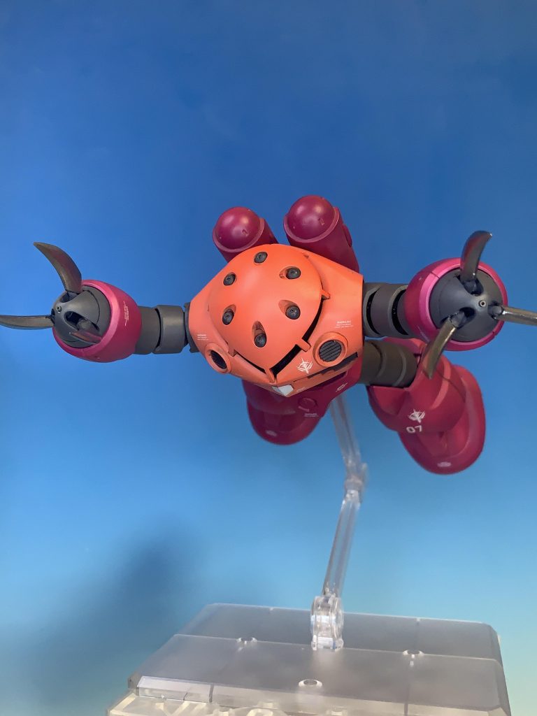 スタンド対応できるようにしています。