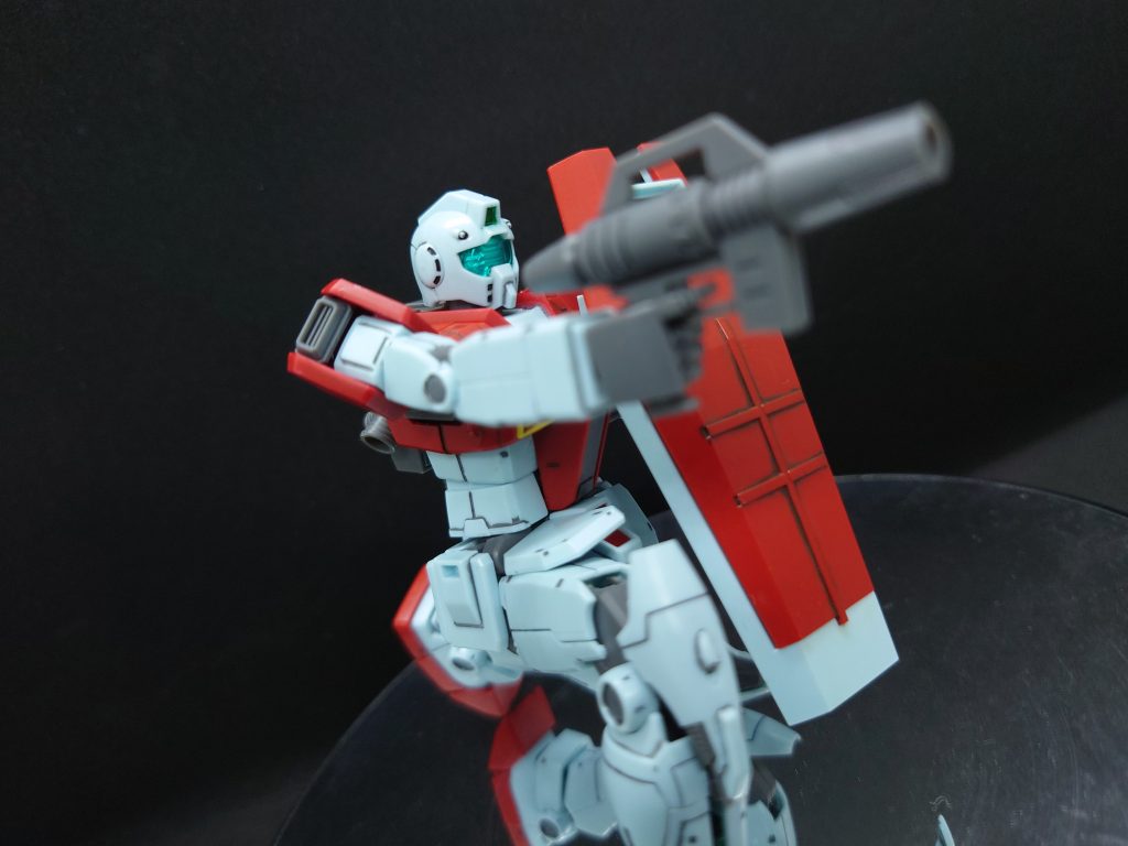 バイサーなんか割だ、原因は不明