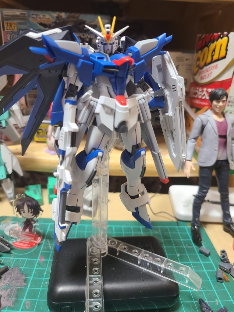 ベースに飾ってるだけの状態。