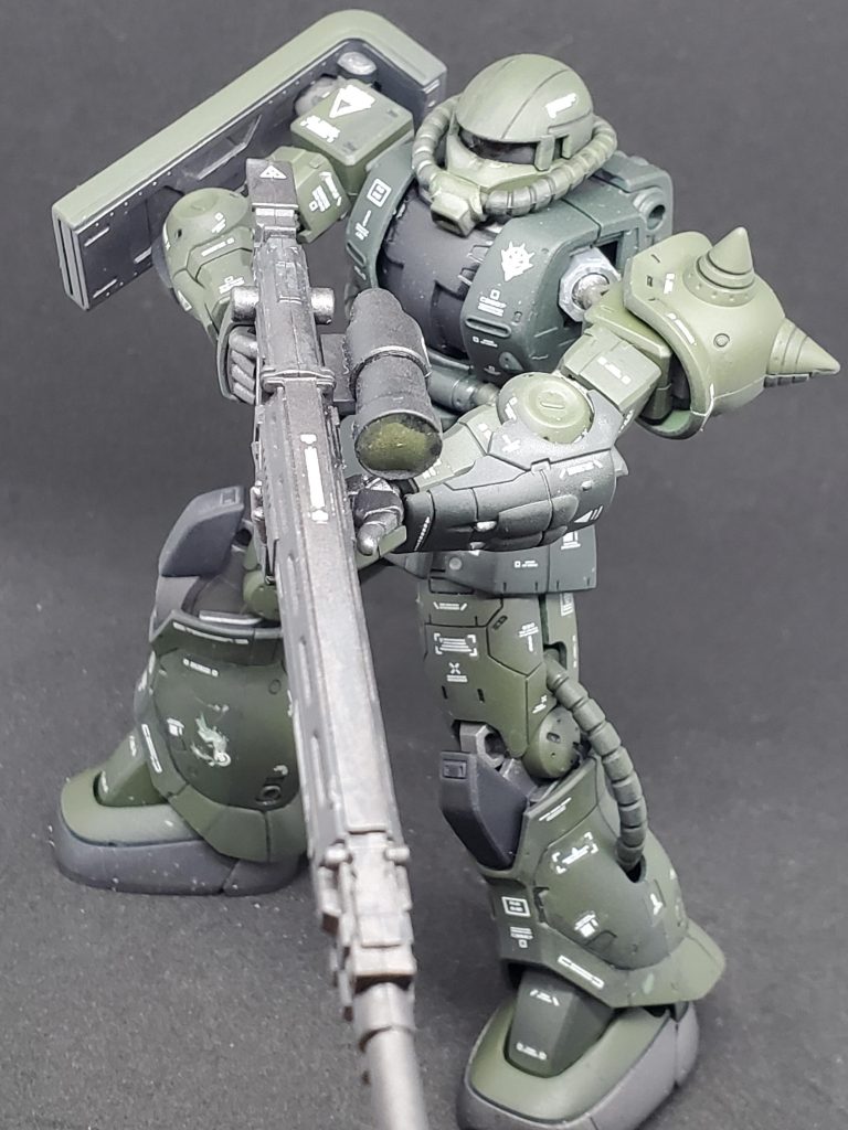 ミリタリー感をだしたくて濃いめのグリーンを２色使用しいつも通りの艶消し仕上げ