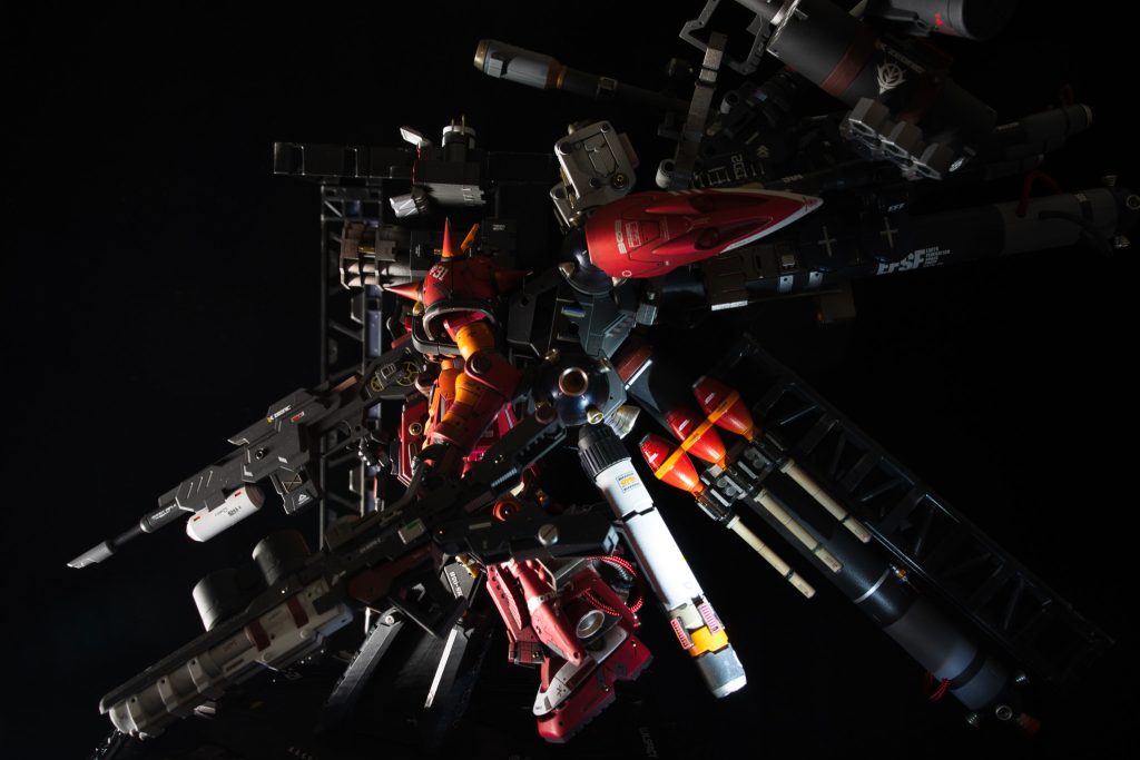 ここはもっとバックパックやブースターに照明をあてるべきでしたねあんなにがんばってブースターつくったのでもっとフォーカスするべきでした白いブースターは追加して、より高機動スタイルにしました