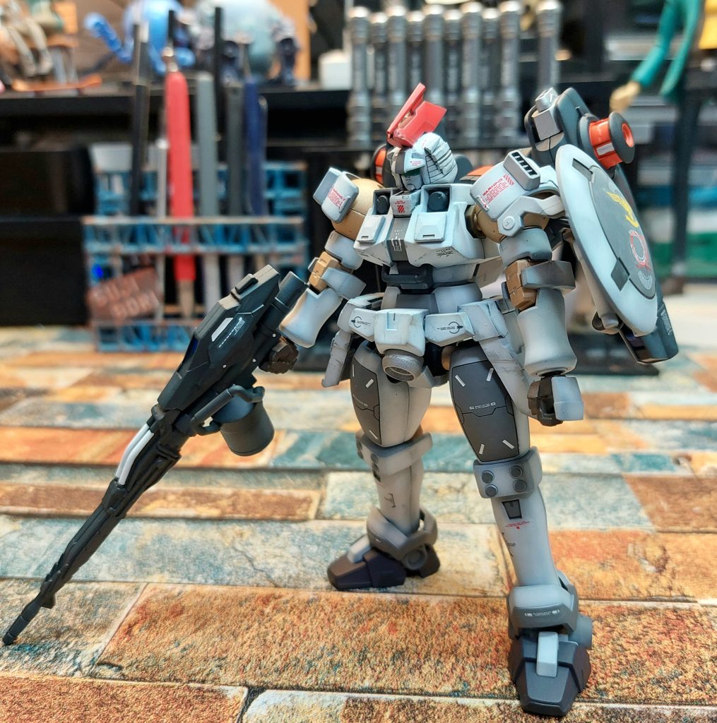 なかなかHGで出てくれないと巷で話題？のトールギ…ｺﾞﾎﾝ( >ε<)あくまでもリーオーですからリーオーをカスタムしました✨けしてトール○スではございません🎵