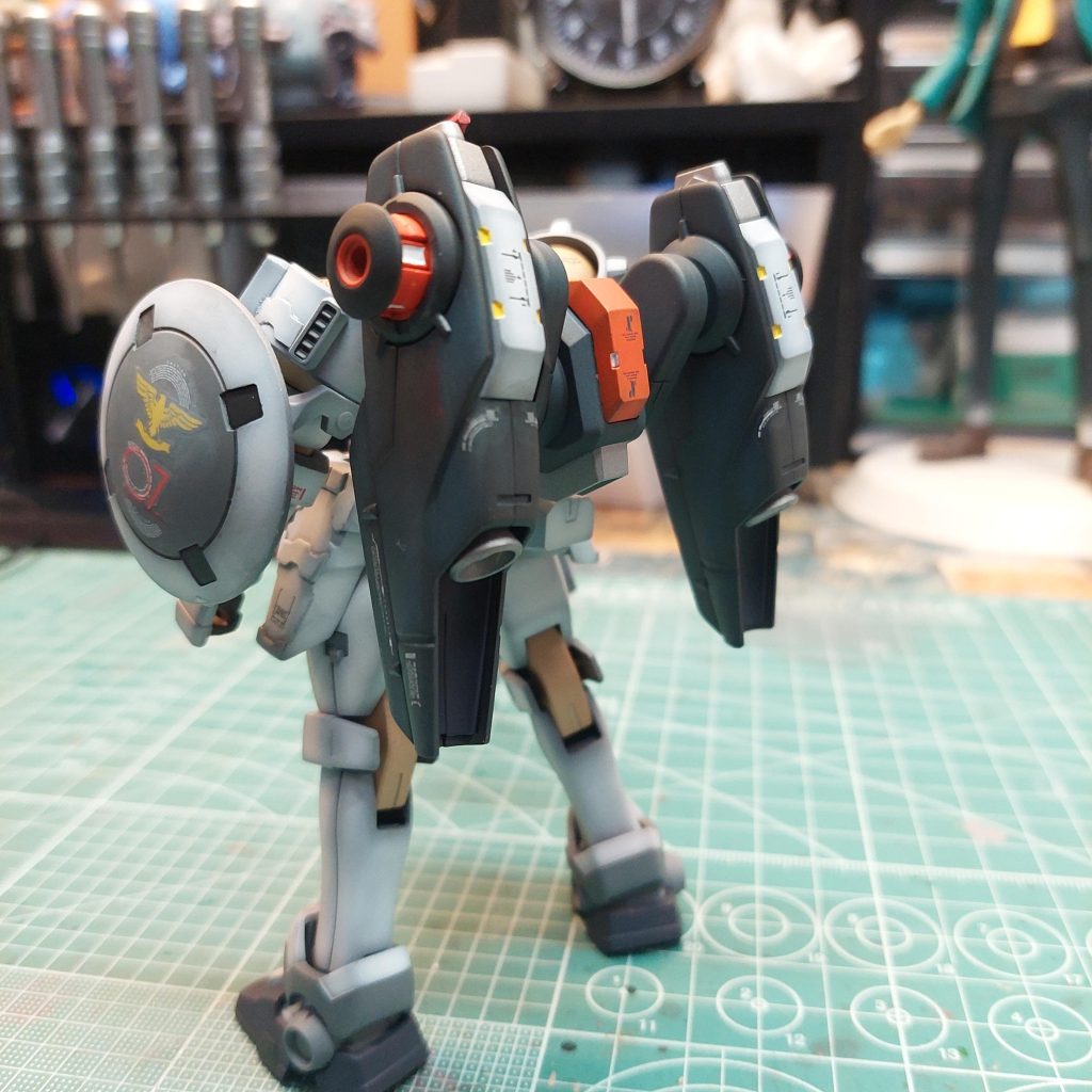 まさかの水星の魔○のバックパックパーツがこんなに似合うとは😲ん？いえいえ❗カスタムリーオーですよ✨覆面金髪イケメン専用のリーオーですよ✨