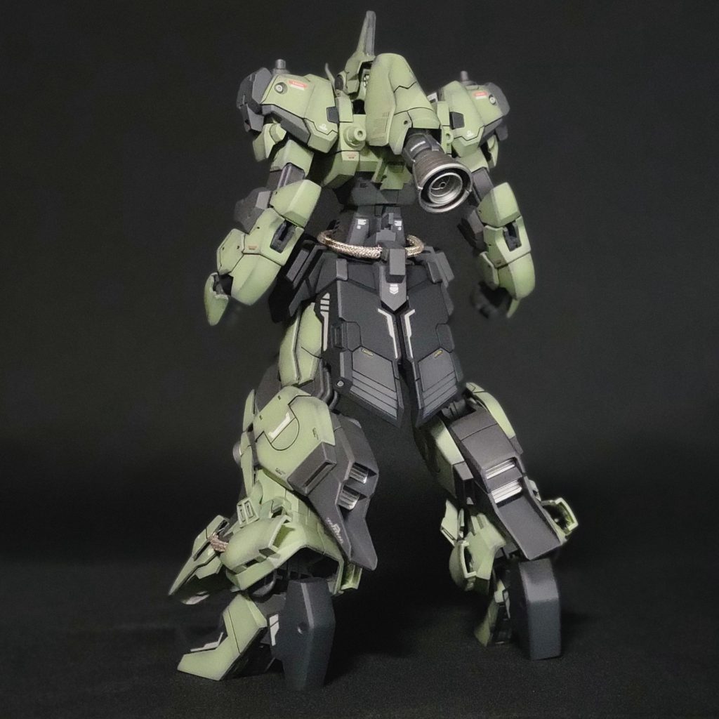 バインダー無 背面背中のバーニア周りはオーガジンクス、アルスアースリィ、テルティウムでミキシング。