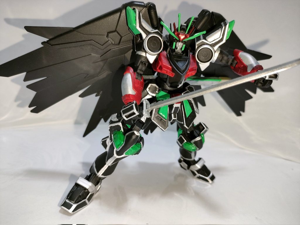 ブーストブジンソード。デザイアガンプラグランプリ内のレアアイテムであり、手に入れれば一発大逆転の切り札となる武装である。ただし、威力が強すぎてインフレが起こるので、必殺技を使うと何処かに飛んでいってしまう仕様になっている。この形態では、すべての性能が底上げされて、機動性がさらに上昇するため、非常に相性が良い。