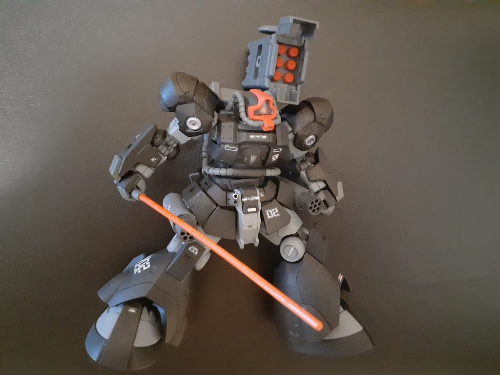 ミサイルを斉射するひょっとこ