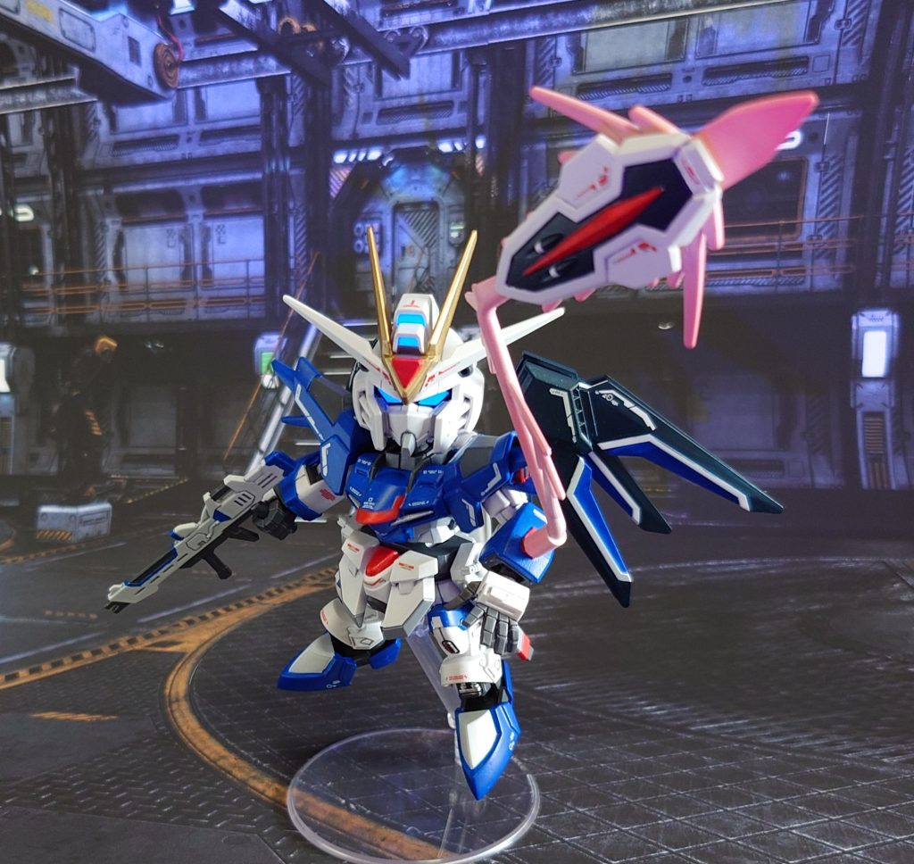 シールド飛行のエフェクトは、sdクスィーのファンネルミサイルを加工しました。