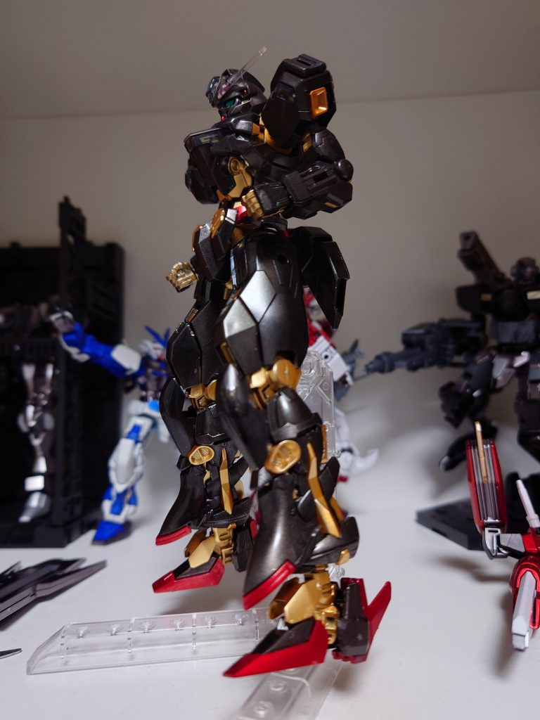 エアリアルの時に覚えた水星ガンダムとアストレイの膝下の組み合わせが好きすぎて天ミナでもやってしまいました