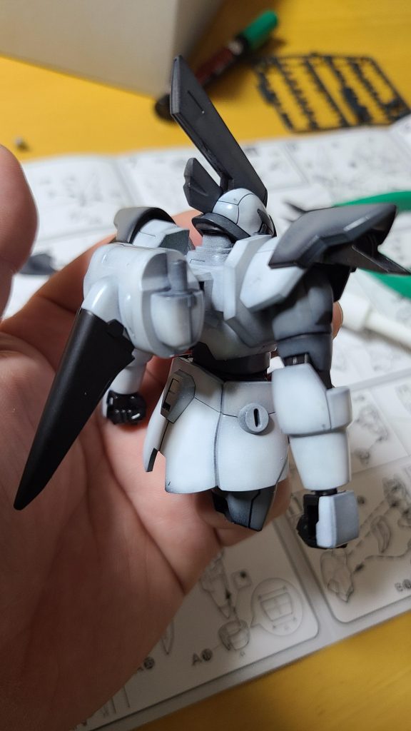 当初はこれで仕上げようと思ってたんですが…気付いたら手が勝手にウェザリングを始めてて…w