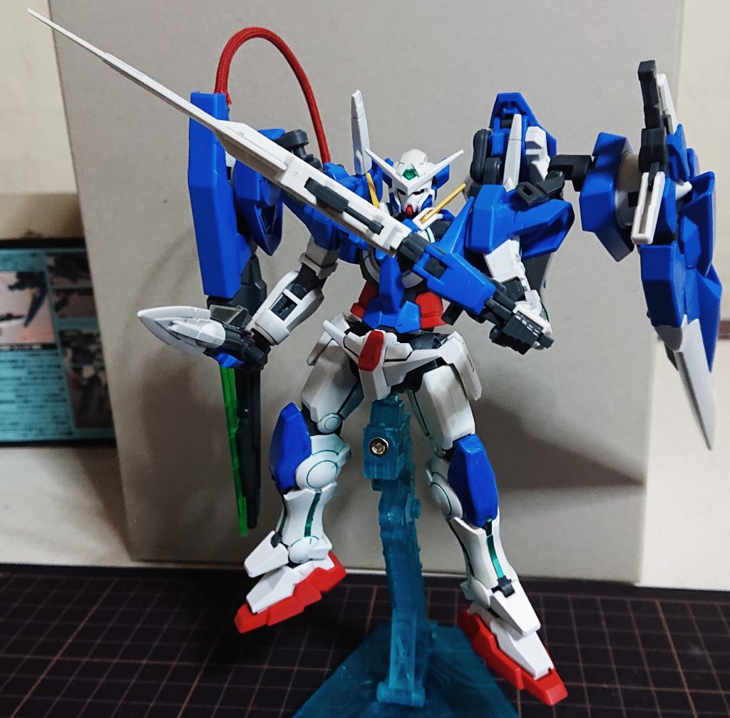 GNソードⅡロング、ショートGNソードⅡ改と同様に腰にマウントした状態で射撃できる。メインが射撃よりのGNソードⅡブラスターである為あまり使用されないが、パイロットの格闘適正の高さから機体特性から近距離戦では無類の強さを誇る。