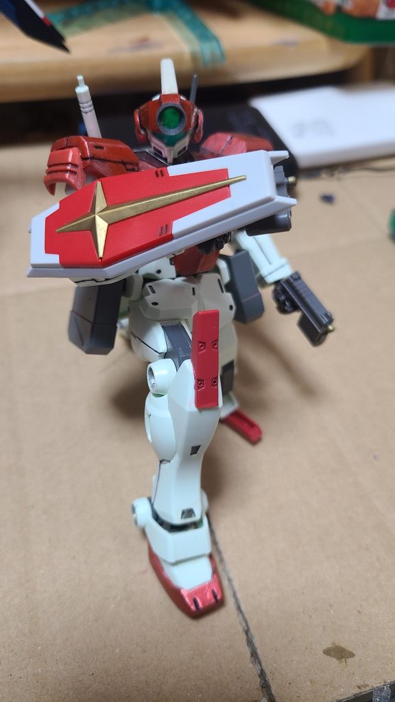 腰のハンドガンのみ装備時。