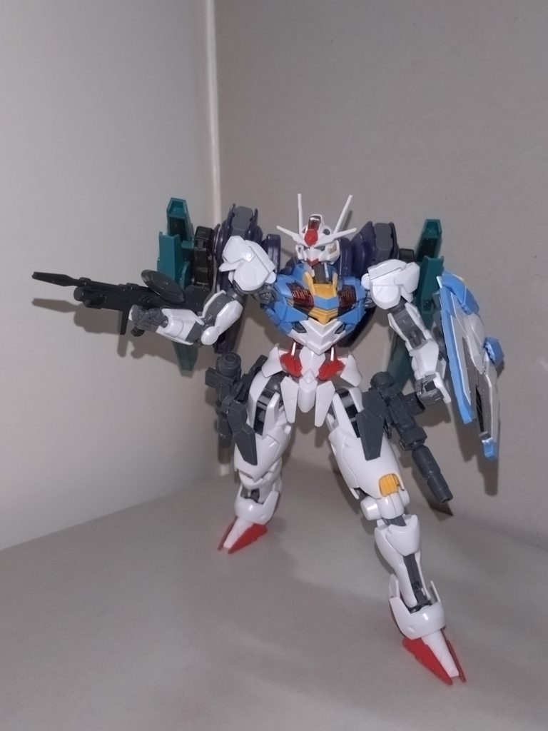 ビーム突撃銃ミカエリスなどと同様の装備。