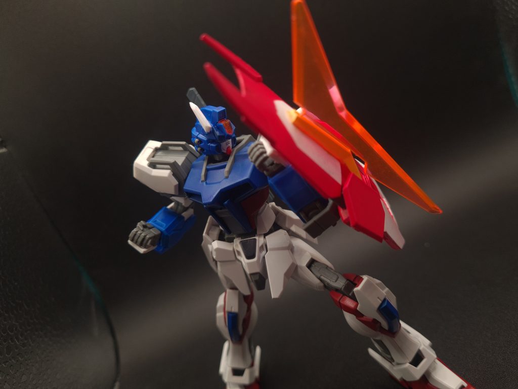 シールドはビームサーベルを使用できます