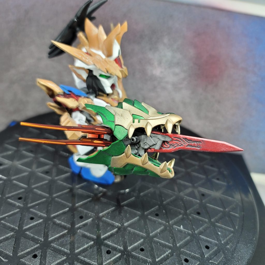 おまけで３人の合体技（名前は覚えてない）関羽のパーツ同士がが干渉してバランスとるのが意外と難しかったり