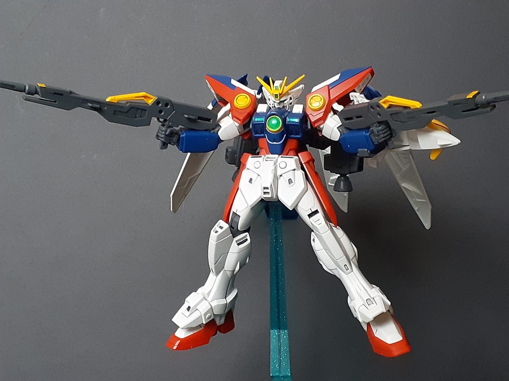 ローリングバスターライフルはライフルの黄色いパーツの肉抜きが目立つかも