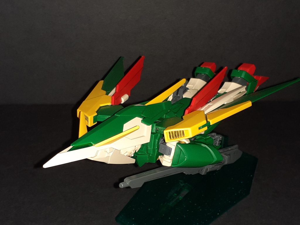 ウイングと違い下半身回転させない変形