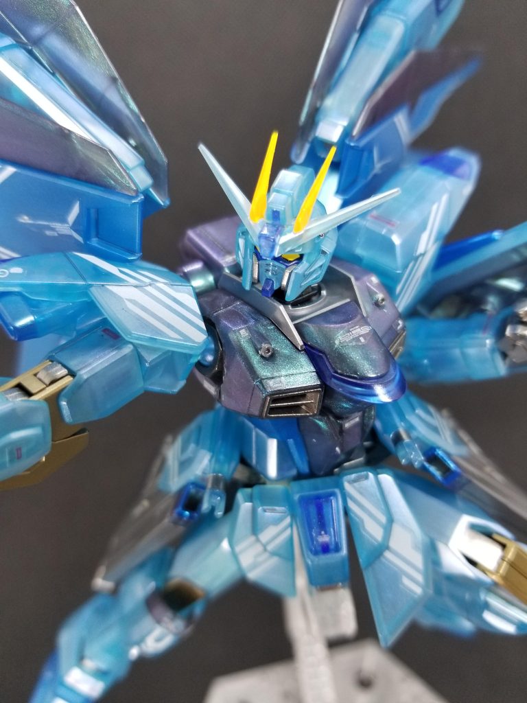 この胸部のギンギラは何とも言えない雰囲気を醸し出してます✨クリアシルバー吹いても損なうことはありません👍