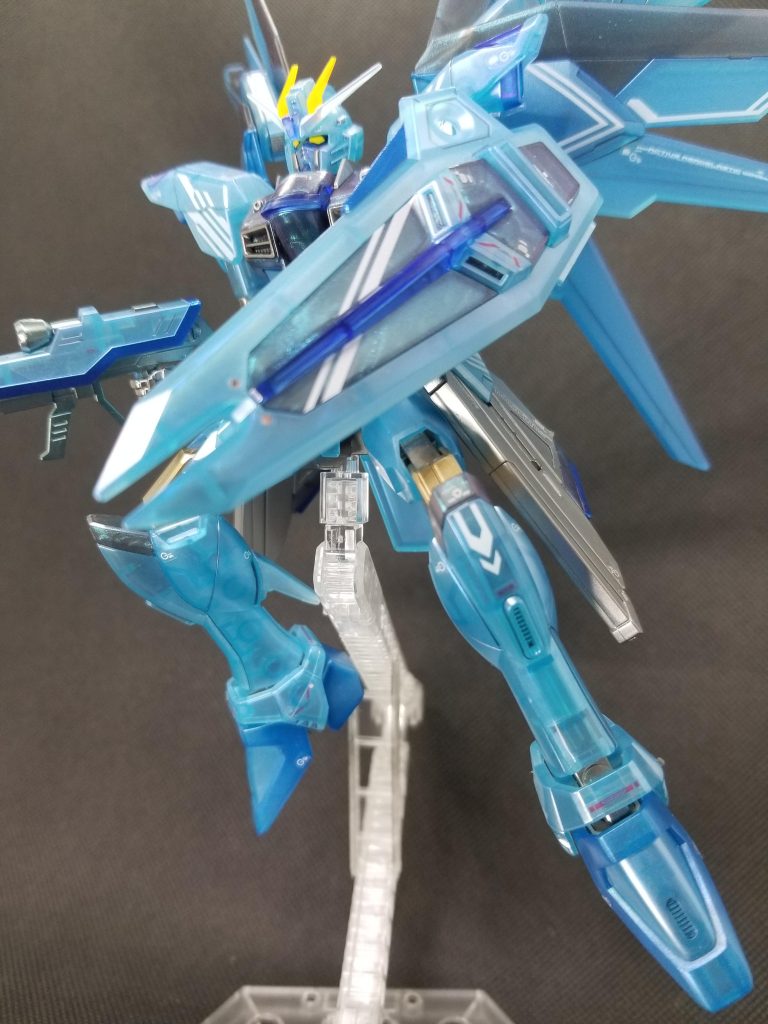 ポーズ変わって取説風ショット。