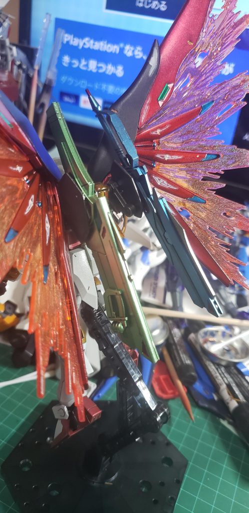 少し怖かったのがアロンダイトと名無し砲の色でできる限り元の色のメタリックにしたかったので不安を抱きながら塗ってました((;゚Д゚)ガクガクブルブル割と違和感もなく付けられたので心底ホッとしましたw