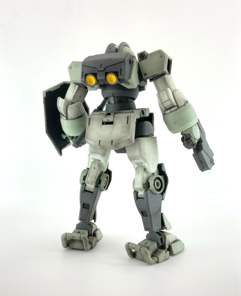 アクリルガッシュで部分塗装を施しています