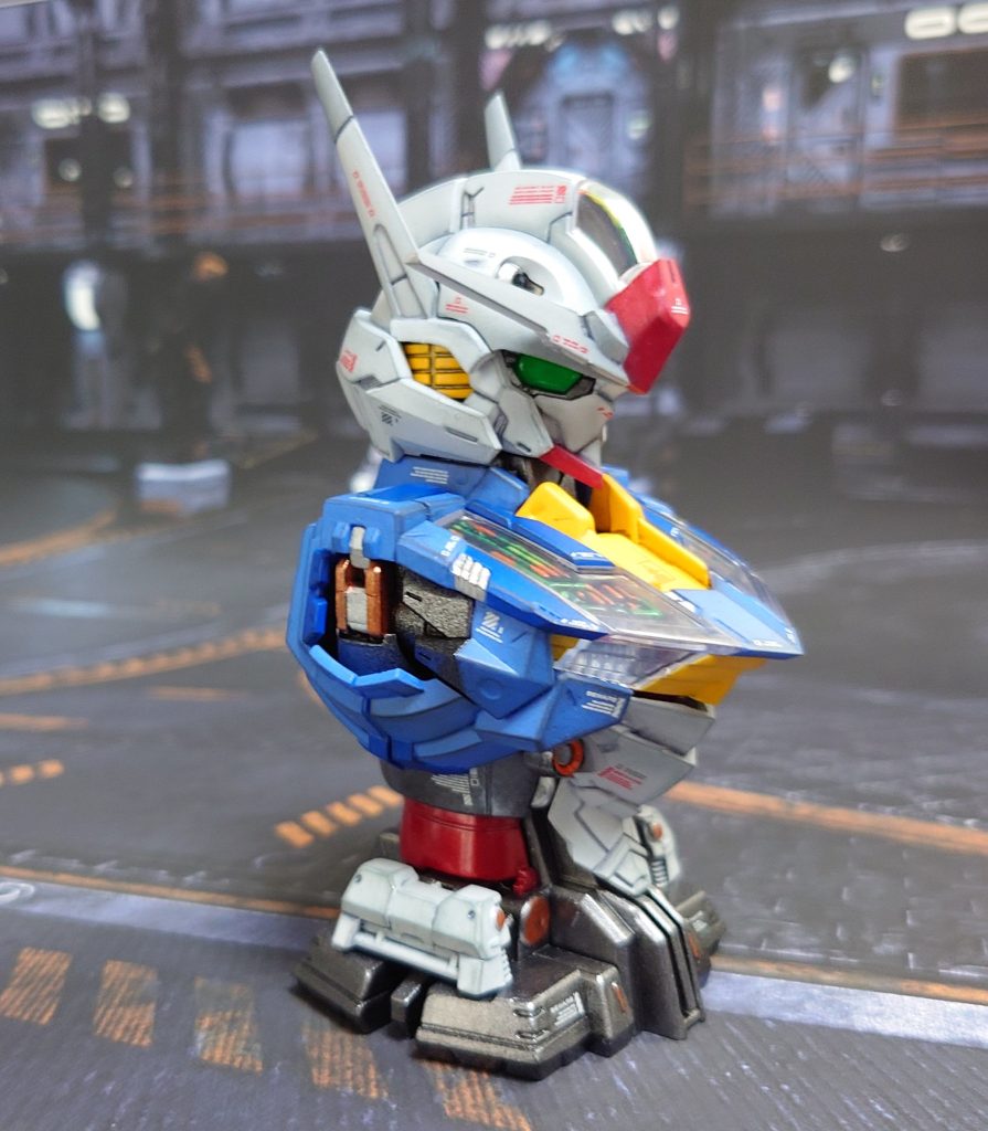 ブルーは二色塗装して、CAUTIONデカールで情報量アップ