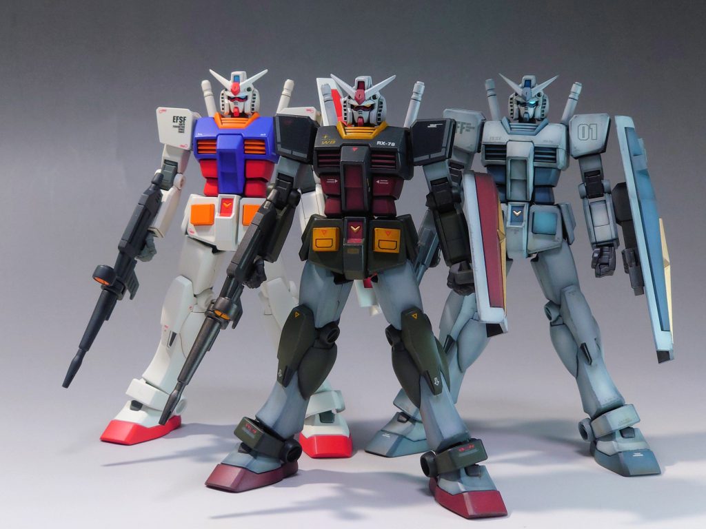 他のEGガンダムと並べました。そのうちまたガンダム作ります。