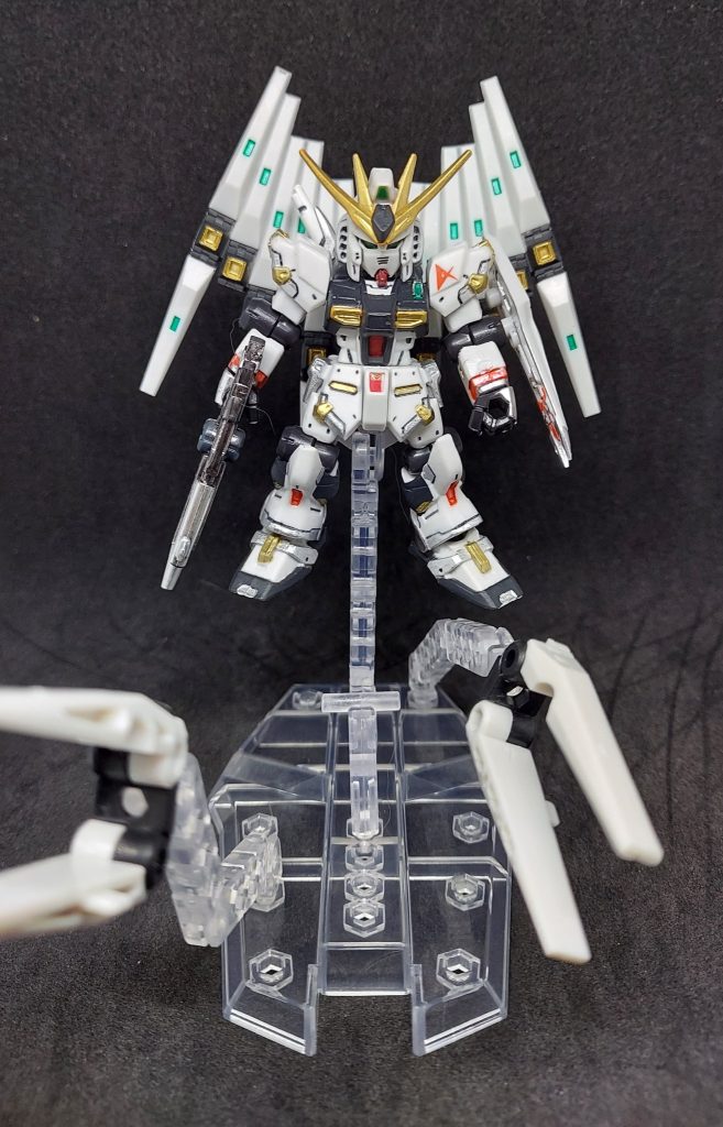 前面②。個別のファンネルは未塗装。どうしようか迷うなー。肉抜きが気になりすぎるからなんもせずにとりあえず置いとこうかな