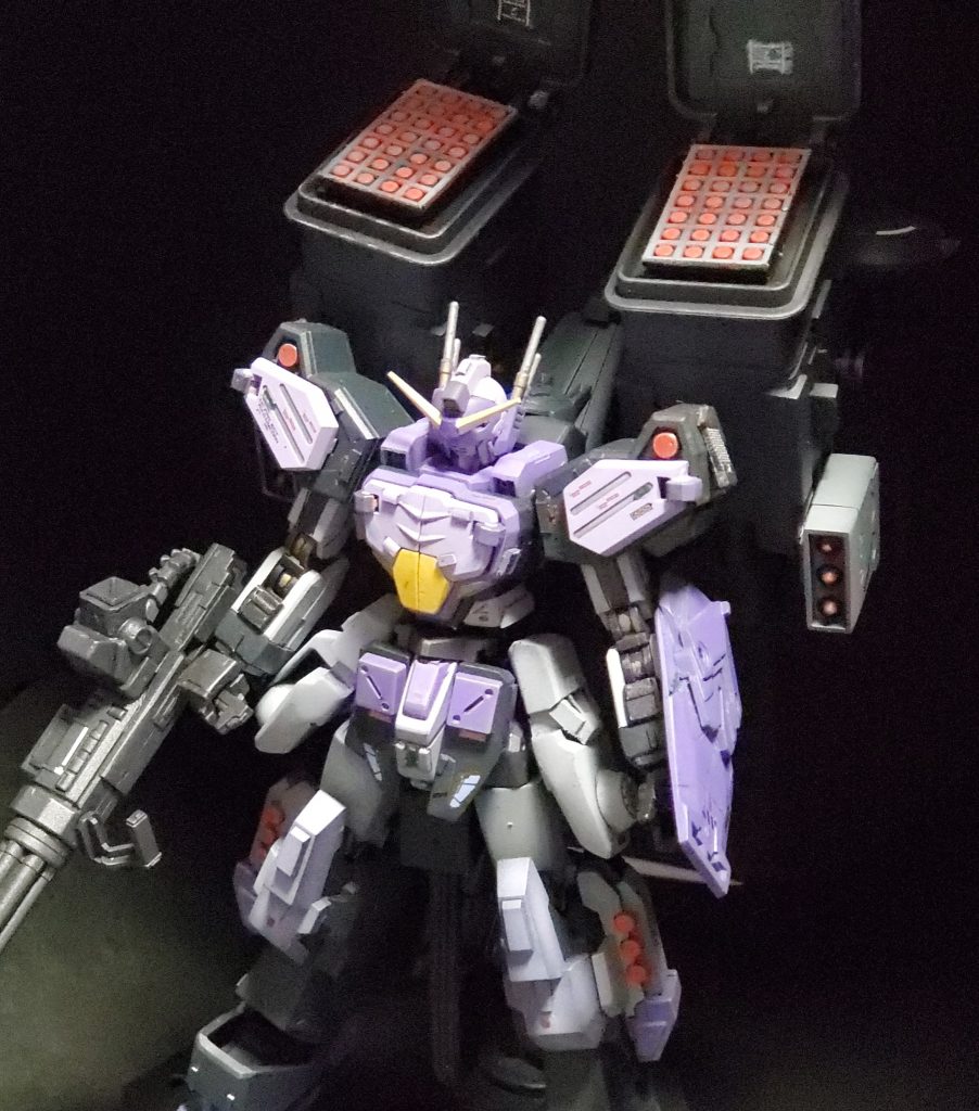 脚部はジェスタキャノンを使用。ごつめの脚にしたくて。ミサイルポッドは１００均のミニチュアゴミ箱を加工しました。スプラトゥーンの敵 カタパッドからヒントを得ました。