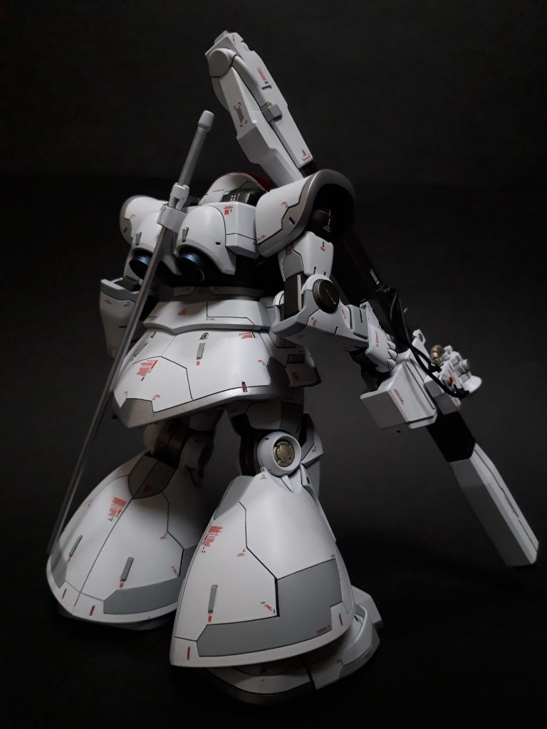 バックパックのバーニア以外も、見えないけど焼き色入れてみました。雰囲気は出たなと。