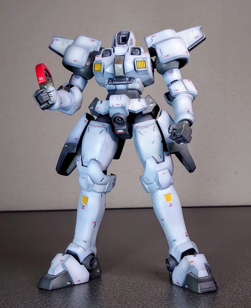 頭部フェイスカバーを外すとリーオーのカメラがカッコ悪いと言う人もいますがリーオーベースなのでこのような設定は大好きです。 