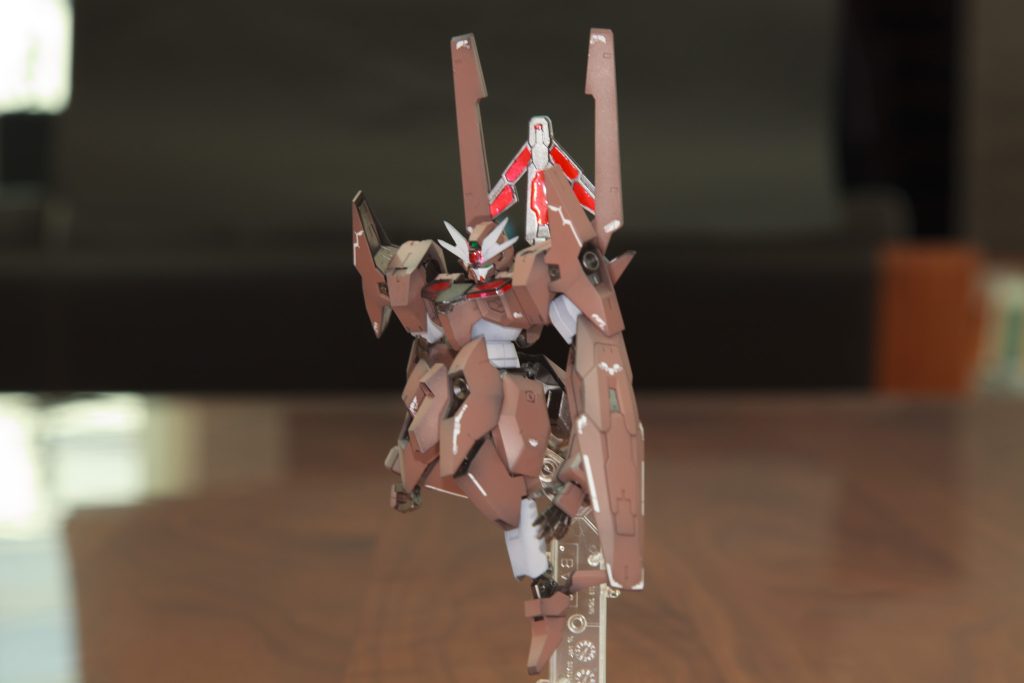 下地は黒です。