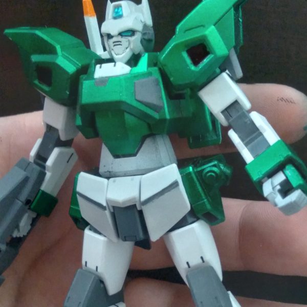 I am making my own custom mass produced mobile suit. The base kit is the HG G-Exes. I just added the aile pack boosters and plan to add the wings as well to make a type of flight system.（1枚目）