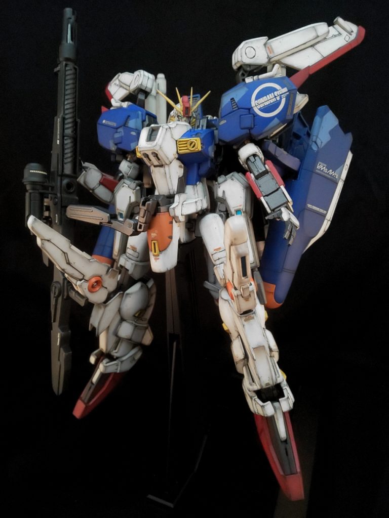 塗装に何十時間かかったかわからないくらい大変なキットでしたがとても満足しています。Ex-Sは本体の造形、カラーリング、インコム、スマートガンどれを見ても最高ですね。