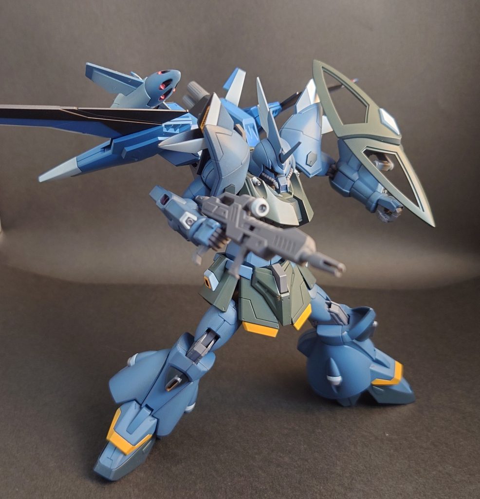 ビームライフルの銃身を詰めて一般機使用にマーズ……ヘルベルト……終わったよ