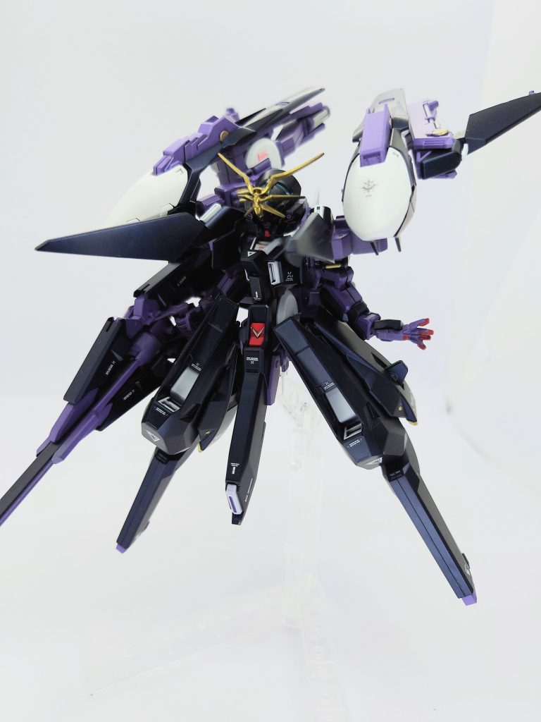 ラー正面から。この形態もカッコイイ