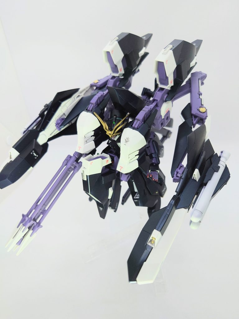 水中形態のアクア・ウーンドウォートです。アクアハンブラビIIは赤ではなく本体色に合わせました。