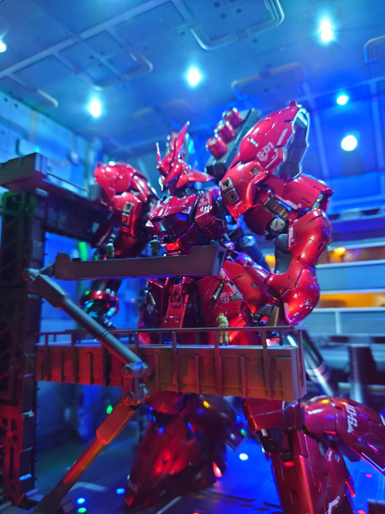 ヘッド部分角延長、軽くスジ彫り、ディティールアップ　くらいの仕上げです。